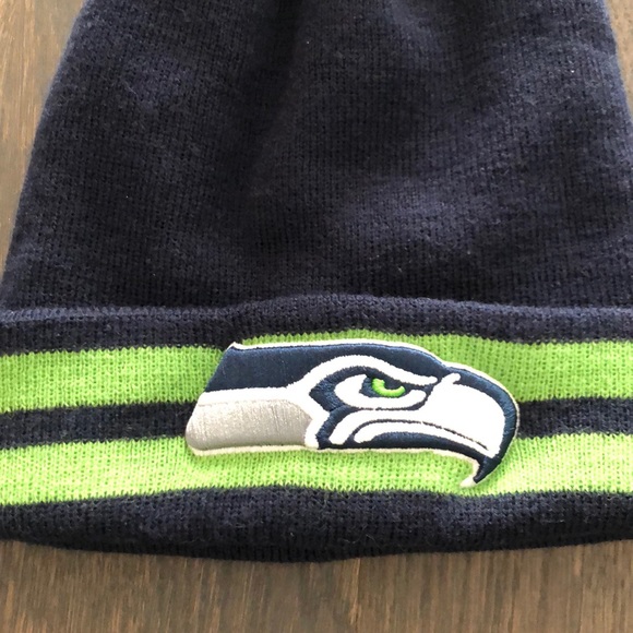 Seattle Seahawks beanie toque - Picture 3 of 4